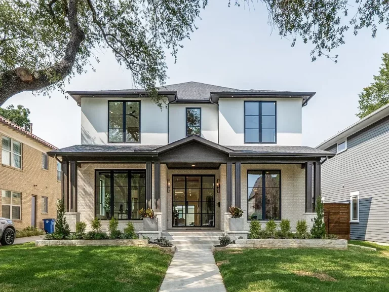 Listed at $2.5 Million, Experience A Perfect Blend of Modern Luxury and Timeless Elegance in this Dallas Estate