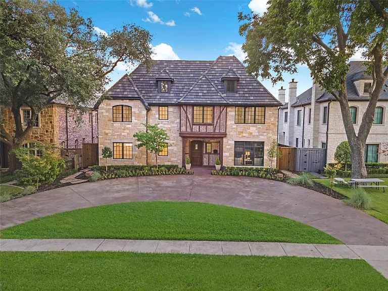 This Sophisticated Dallas Home Offers Comfort & Entertainment in Perfect Harmony Asked $3.5 Million