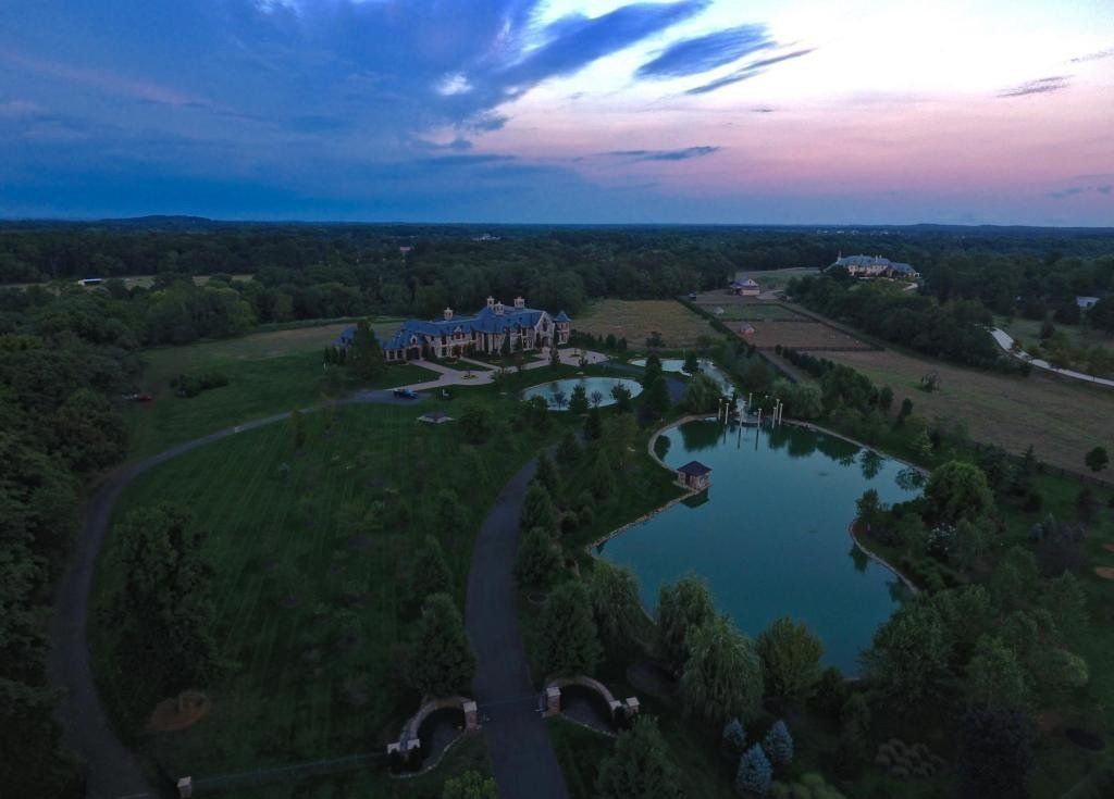 Abbey farm colts necks exquisite stone mansion of elegance and authenticity in new jersey 2