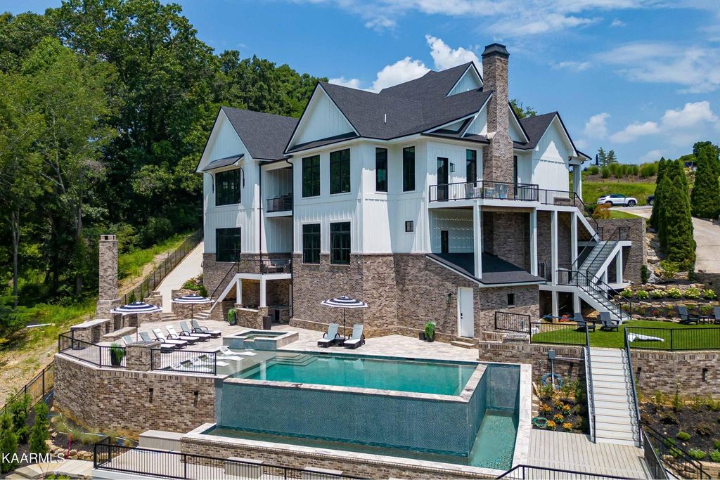 Awe inspiring residence with water views and privacy in knoxville tennessee listed at 5. 495 million 6