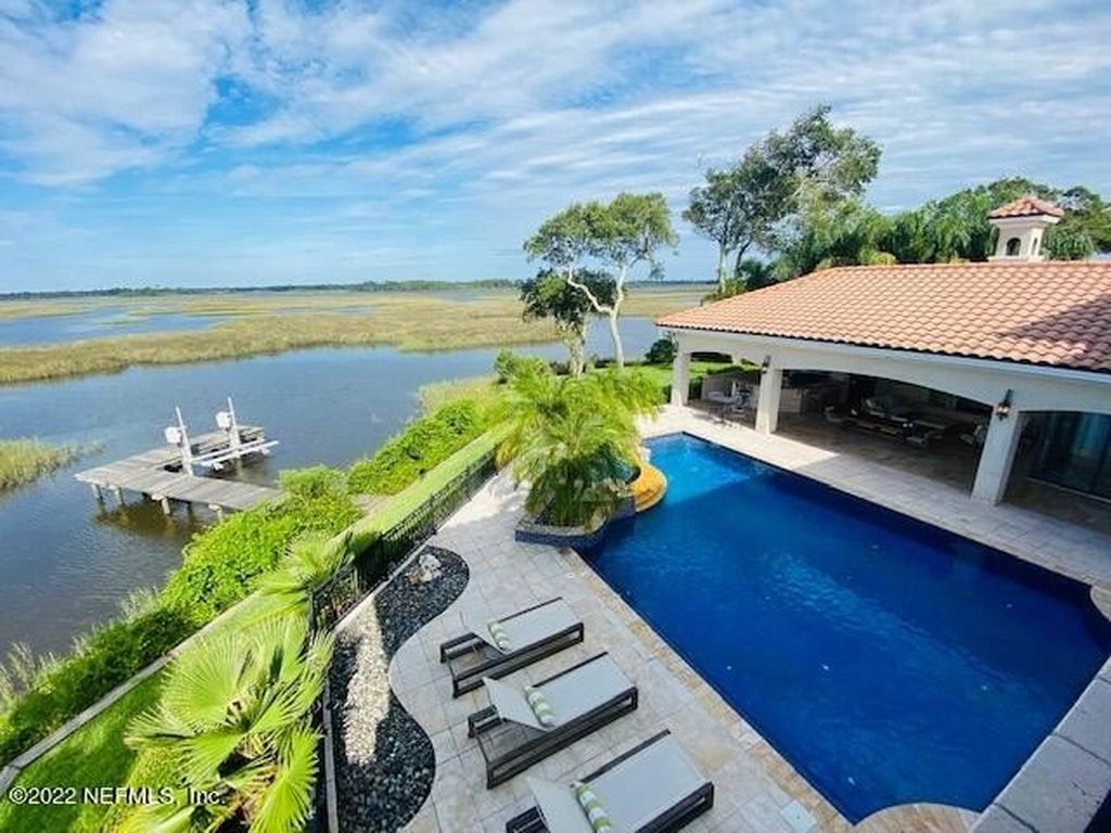 Breathtaking intracoastal waterway views elegant contemporary mediterranean home in florida listed at 4. 795 million 79