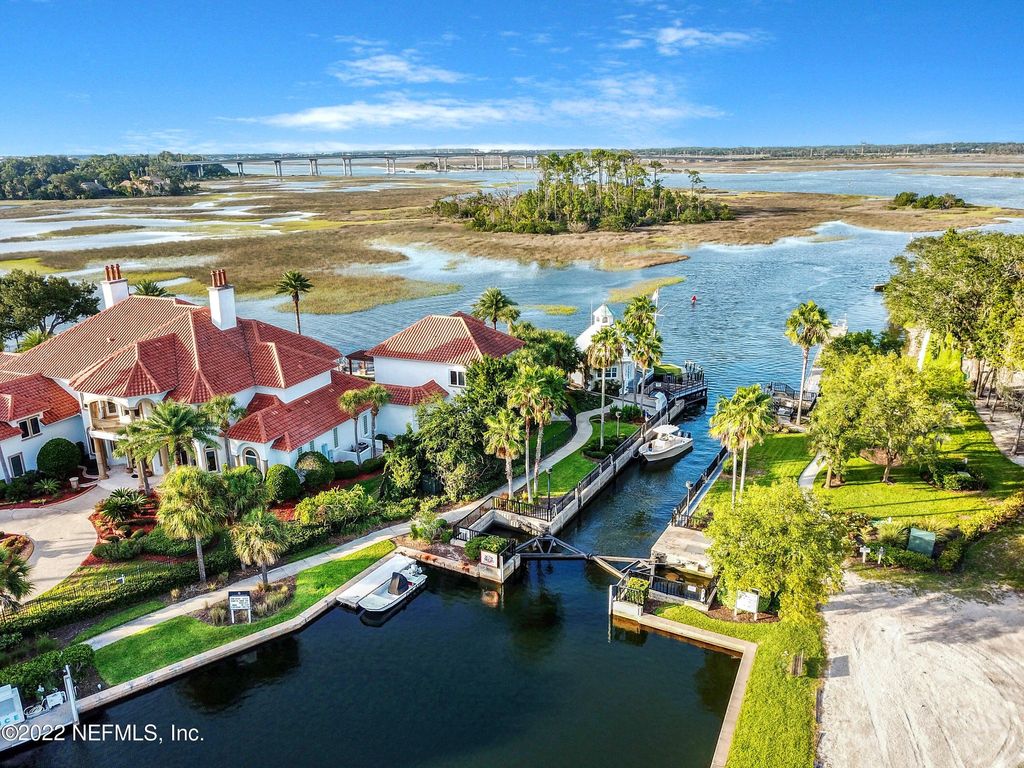 Breathtaking intracoastal waterway views elegant contemporary mediterranean home in florida listed at 4. 795 million 91