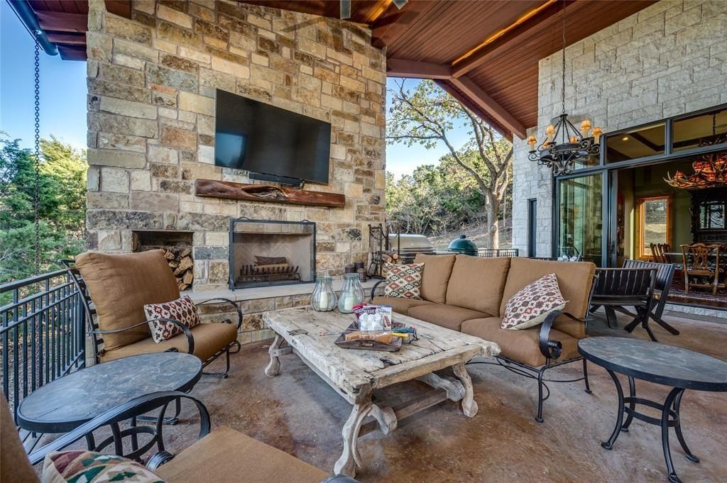 Captivating austin oasis california craftsman home amidst natural beauty listed at 4. 2 million 34