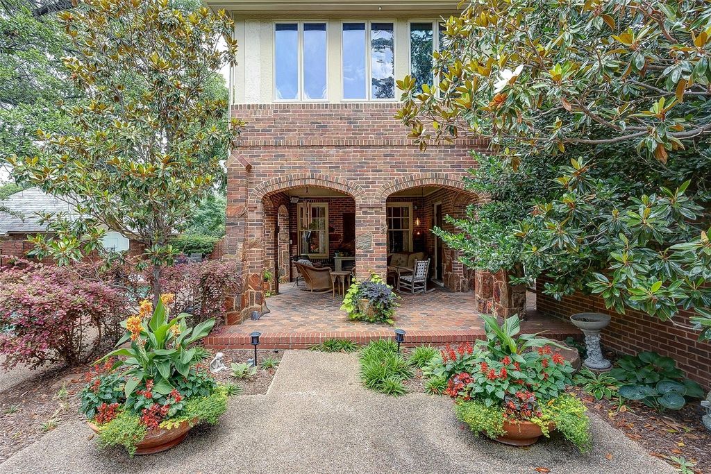 Early english revival masterpiece 1930 home by architect joseph pelich listed at 2. 595 million in fort worth texas 28
