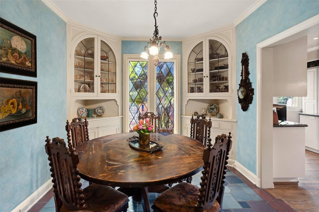 Early english revival masterpiece 1930 home by architect joseph pelich listed at 2. 595 million in fort worth texas 8