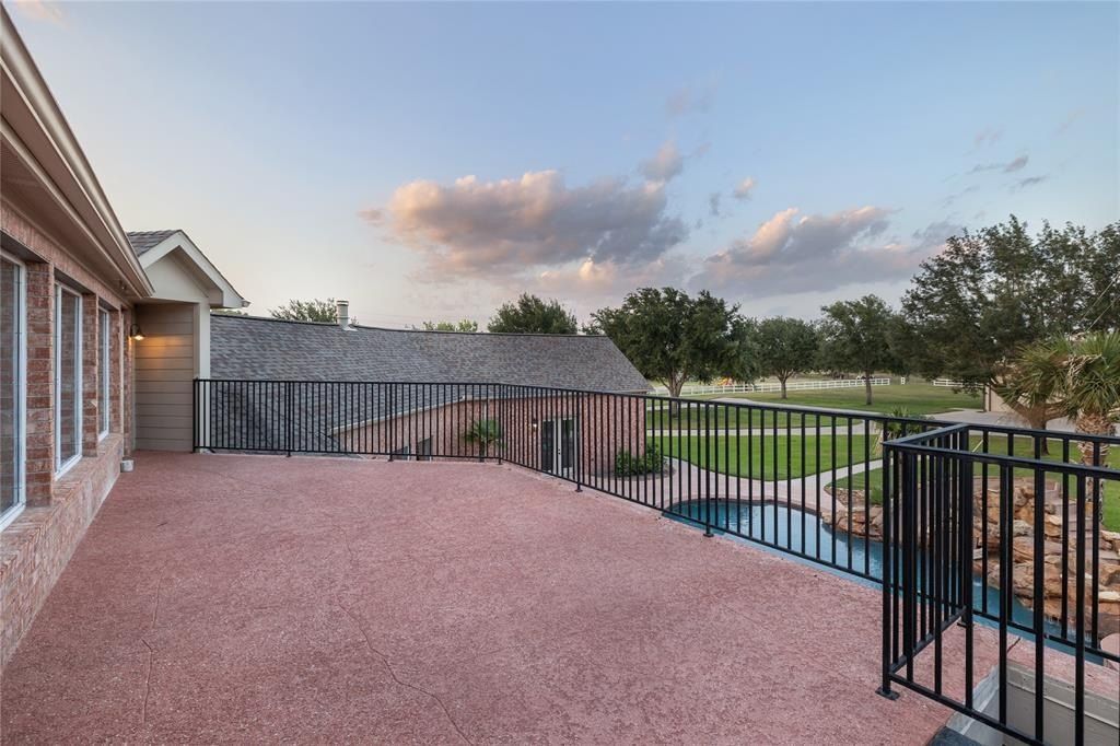 Elegant estate harmony a seamless integration of tranquil countryside living and modern convenience in katy texas priced at 1. 68 million 36