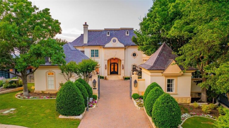 Elegant French Chateau: Captivating Mira Vista Estate in Fort Worth, Texas