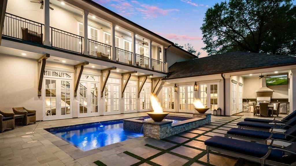 Elegant grand estate with traditional charm for private entertaining in the woodlands texas listed at 4. 35 million 44
