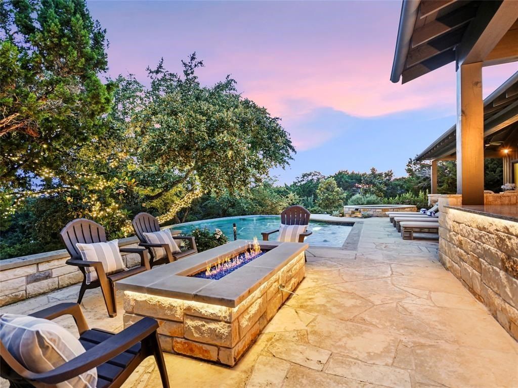 Elegant hilltop custom home in gated waterfront community of spicewood offered at 3. 195 million 28