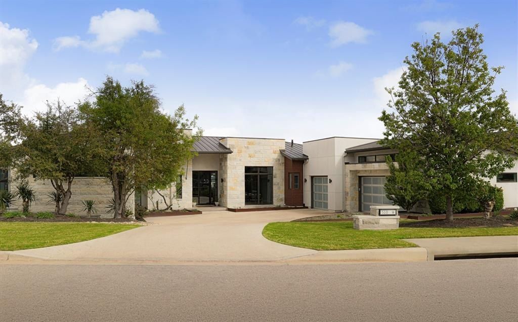 Elegant modern residence a masterpiece by masterstouch custom homes in austin texas offered at 2. 599 million 2