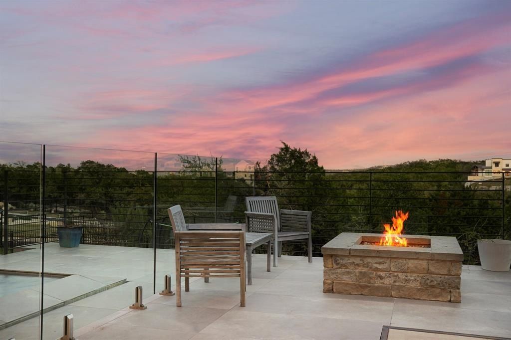 Elegant modern residence a masterpiece by masterstouch custom homes in austin texas offered at 2. 599 million 36
