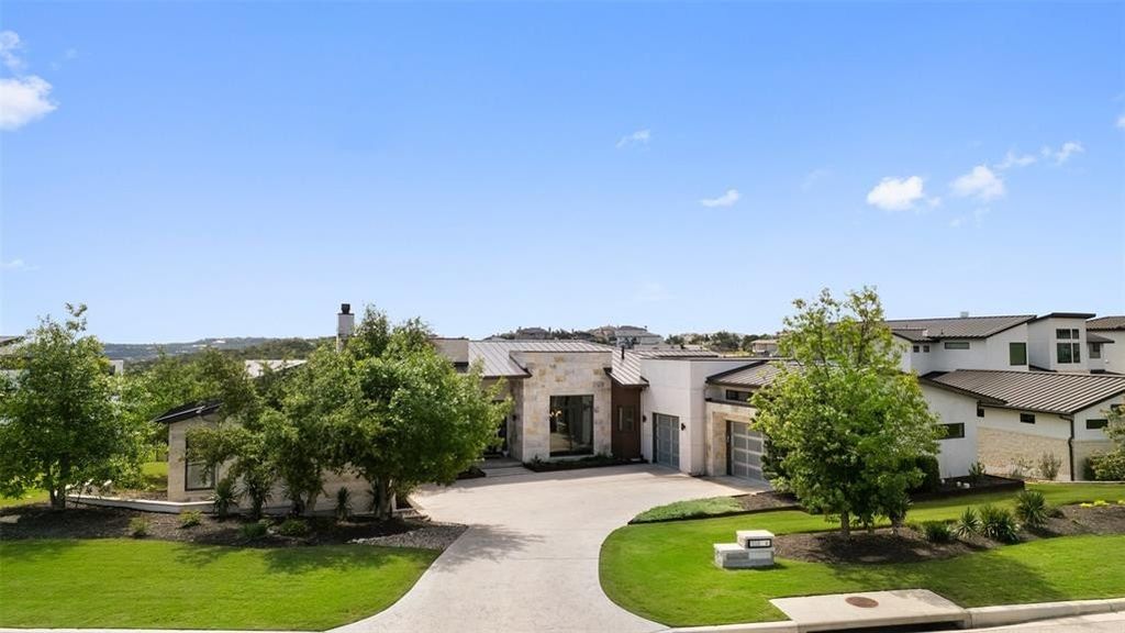 Elegant modern residence a masterpiece by masterstouch custom homes in austin texas offered at 2. 599 million 38