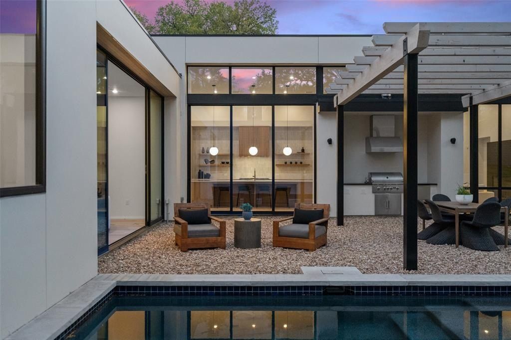 Embodying modern grandeur: exceptional contemporary architecture in austin, texas  unveiling at $6. 45 million