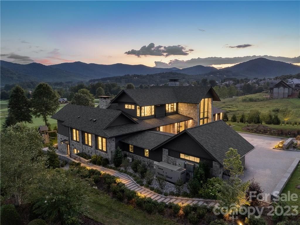 Exceptional modern luxury residence in the cliffs at walnut cove north carolina priced at 12. 995 million 38