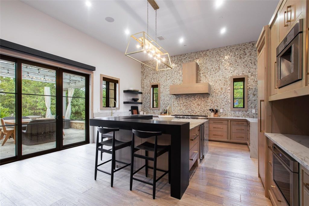 Impeccably updated westlake home ready for move in listed at 4. 75 million 14