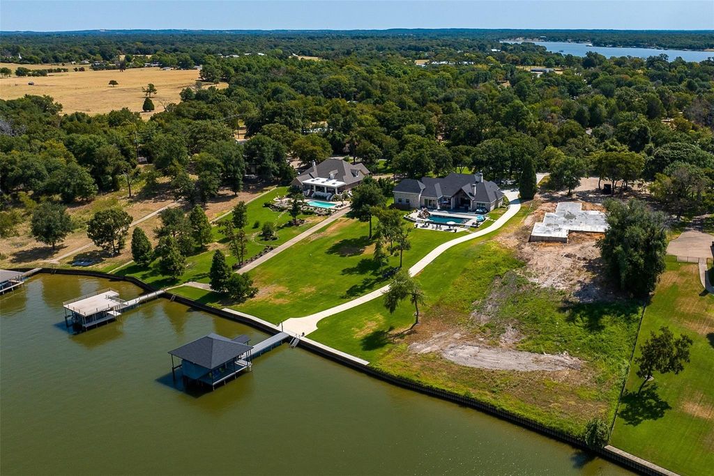 Lakeside opulence meets resort comfort 3 million george welch custom home in mabank 31
