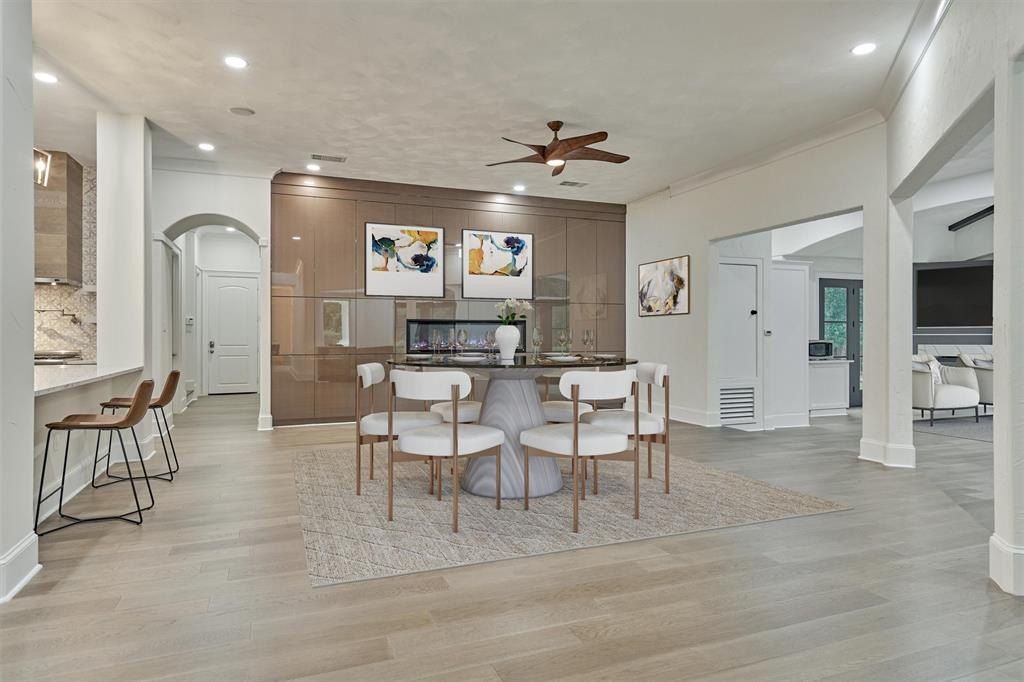 Lavishly renovated property offering a luxurious lifestyle in the woodlands texas listed at 2. 95 million 11