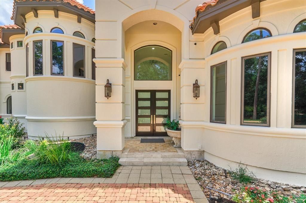 Lavishly renovated property offering a luxurious lifestyle in the woodlands texas listed at 2. 95 million 3