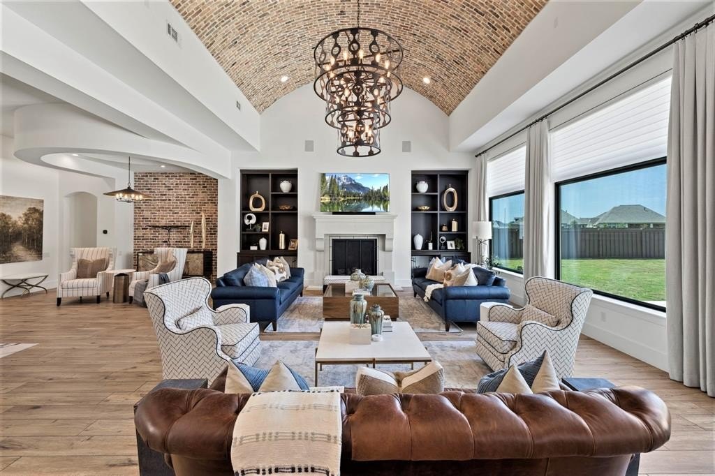 Luxurious award winning custom home in exclusive cane island katy texas enters market at 2. 8 million 14