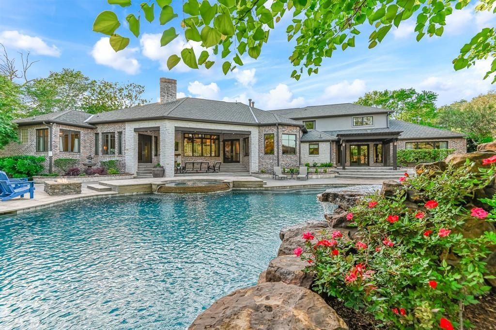 Luxurious custom estate set on expansive 3 acres in katy texas asking 2. 85 million 1 1