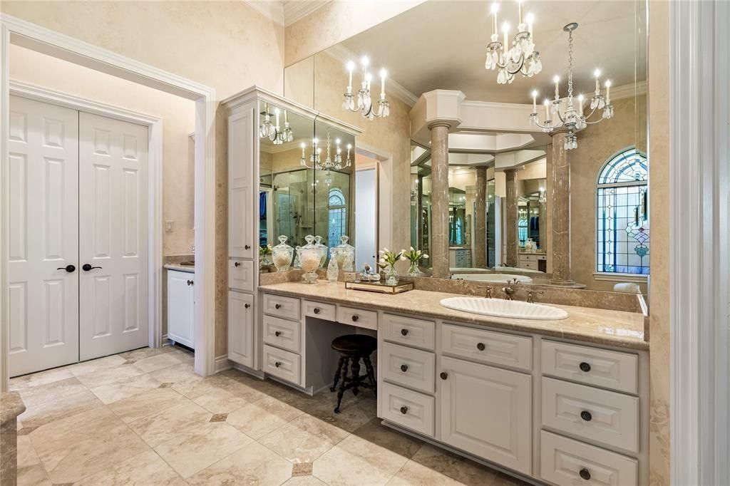 Luxurious custom home with breathtaking golf course views in sugar land priced at 3 million 17