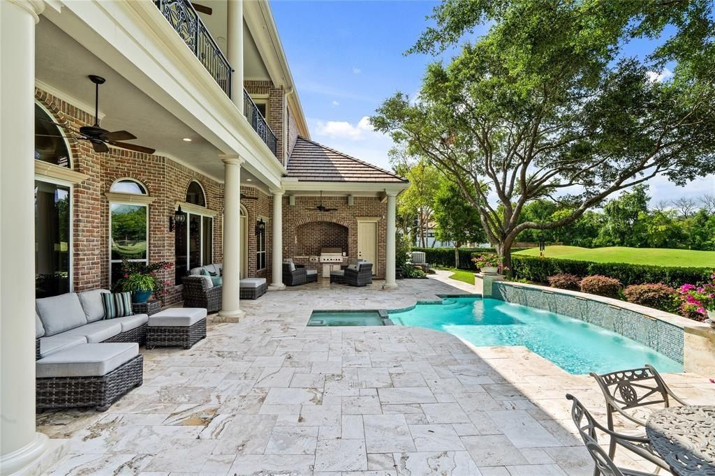 Luxurious custom home with breathtaking golf course views in sugar land priced at 3 million 42