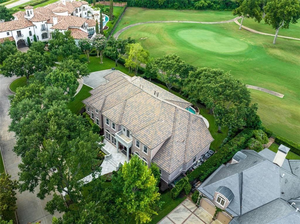 Luxurious custom home with breathtaking golf course views in sugar land priced at 3 million 47