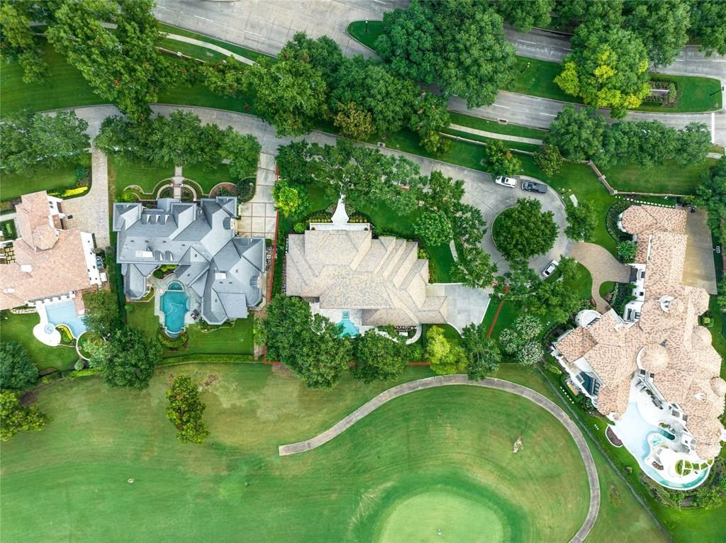 Luxurious custom home with breathtaking golf course views in sugar land priced at 3 million 48