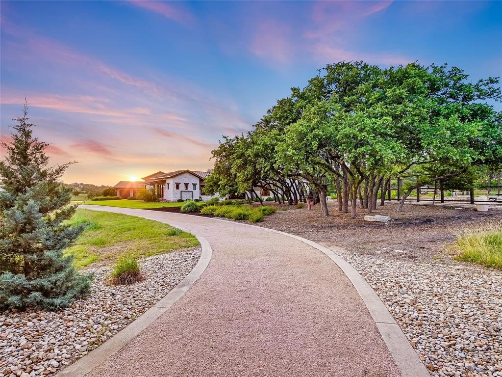 Luxurious estate surrounded by privacy in an exclusive equestrian community in austin texas priced at 4. 5 million 35