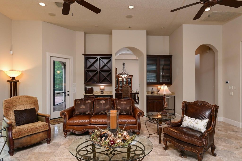 Luxurious montgomery texas home perfect for entertaining priced at 1. 4 million 11