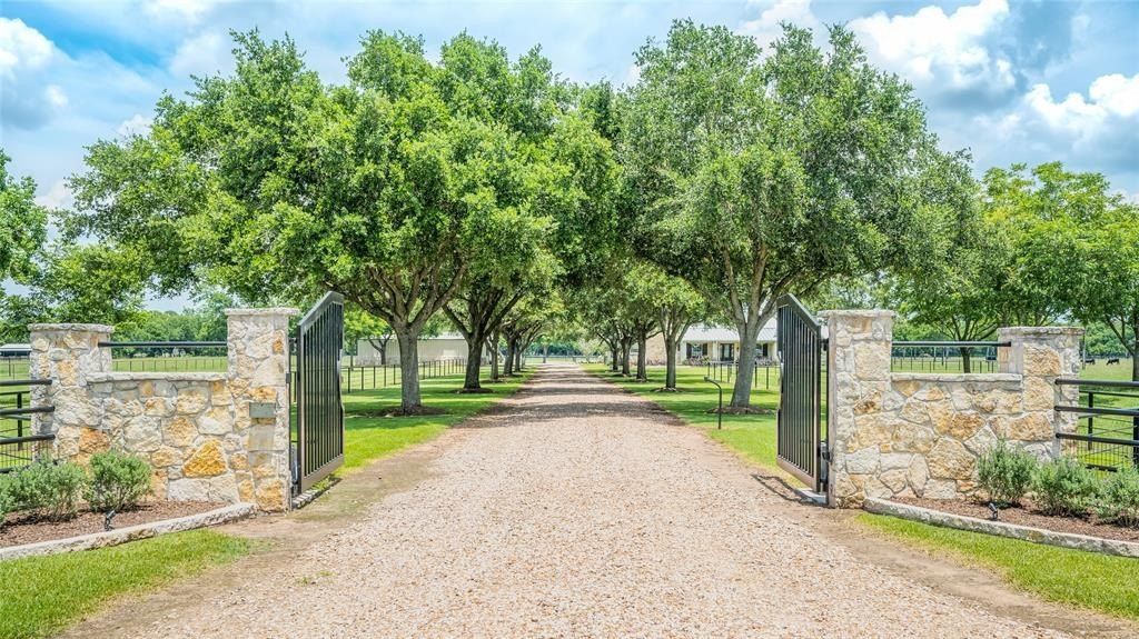 Luxurious rural retreat circle h ranch in richmond texas hits the market at 8. 9 million 3