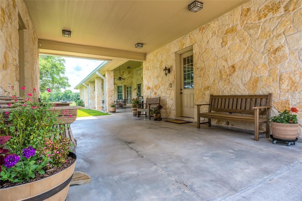 Luxurious rural retreat circle h ranch in richmond texas hits the market at 8. 9 million 30
