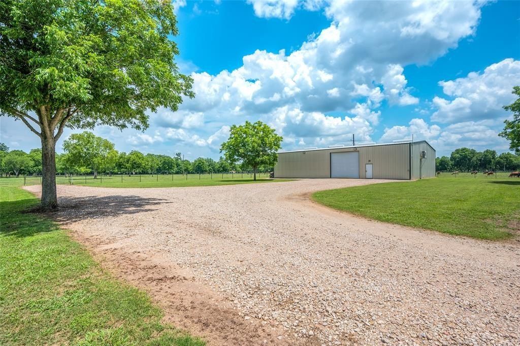 Luxurious rural retreat circle h ranch in richmond texas hits the market at 8. 9 million 41