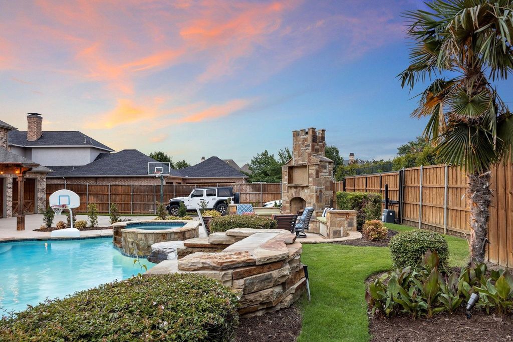 Magnificent resort style residence in castle hills estate lewisville listed at 1. 795 million 3