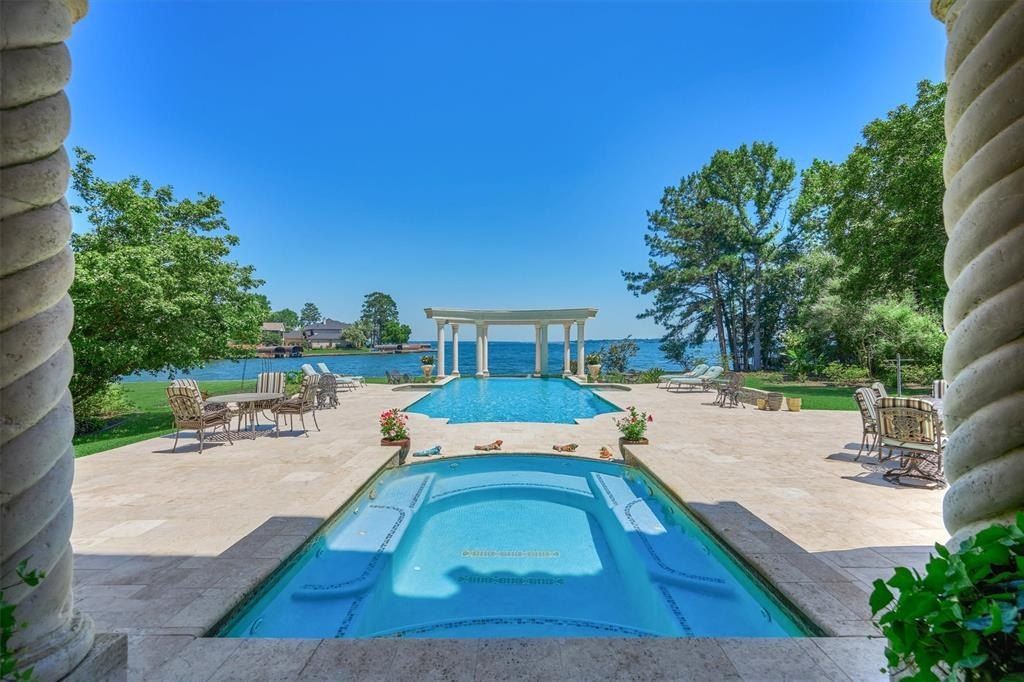 Mediterranean waterfront villa on lake conroe in montgomery asking 4. 495 million 11