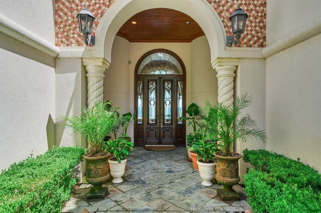 Mediterranean waterfront villa on lake conroe in montgomery asking 4. 495 million 14