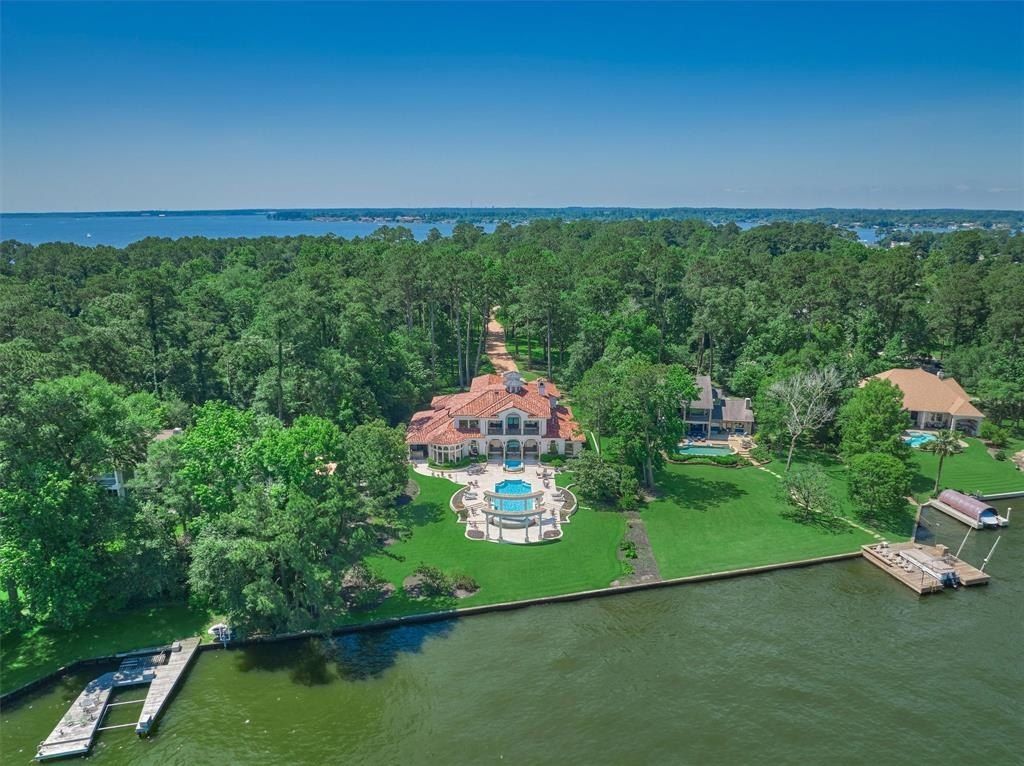 Mediterranean waterfront villa on lake conroe in montgomery asking 4. 495 million 8