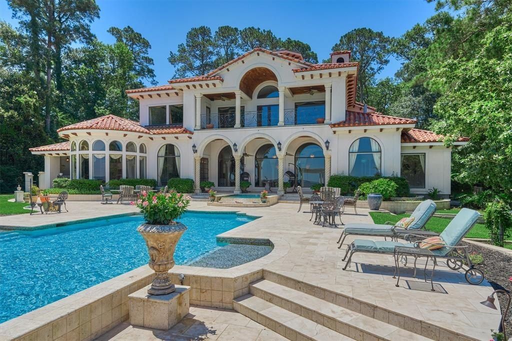 Mediterranean waterfront villa on lake conroe in montgomery asking 4. 495 million 9