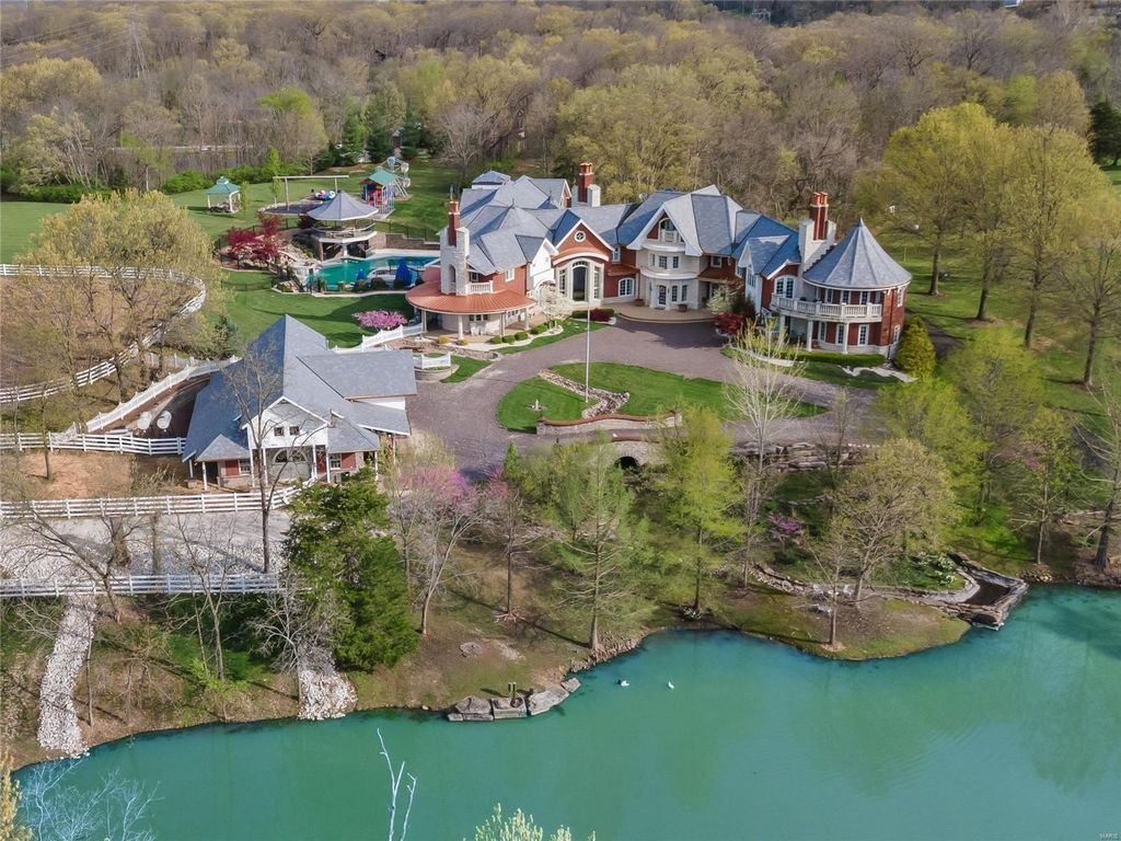 Multi generational luxury home in missouri designed for comfort and elegance priced at 13. 9 million 2