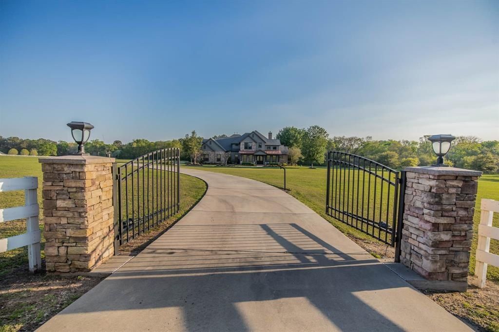 Perfection ranch equestrian estate 6 acre montgomery county haven with spectacular views asking 1. 649 million 3