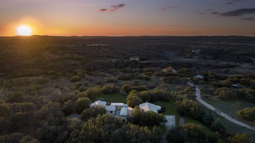 Secluded elegance in spicewood a tranquil haven for elegant living and captivating entertaining listed at 3. 295 million 40