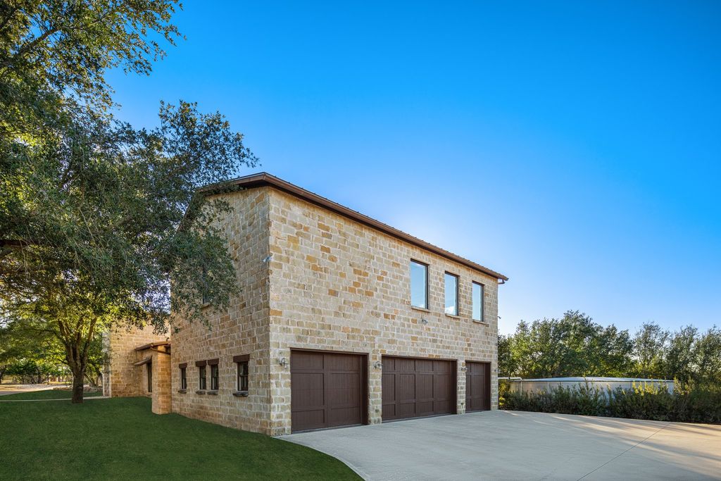 Secluded elegance in spicewood a tranquil haven for elegant living and captivating entertaining listed at 3. 295 million 42