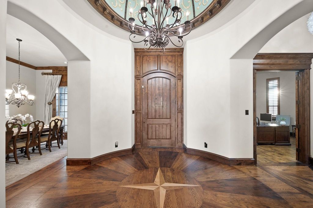 Sophisticated eagle mountain lake estate in fort worth available for 2299900 9