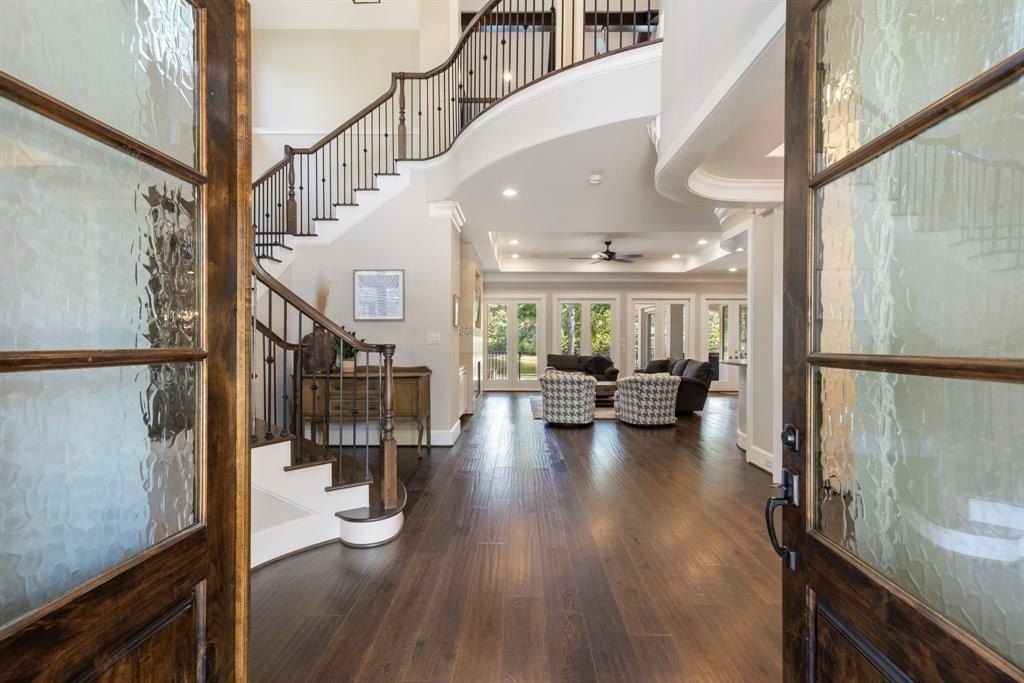 Sophisticated elegance and luxury frankel custom home in the woodlands texas available for 2. 2 million 7