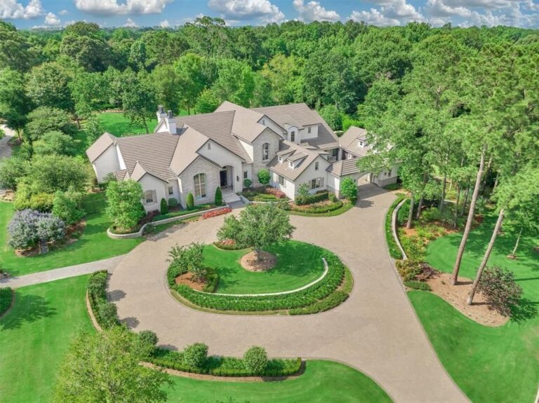 Sophisticated Home Resting on 1.75 Acres Alongside the 18th Hole of Woodforest Golf Club, Montgomery Listed at $4.1 Million