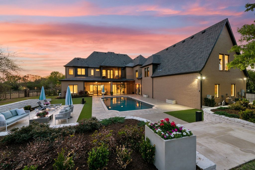 Southlake estate balancing country living and urban convenience offered at 4899999 million 44