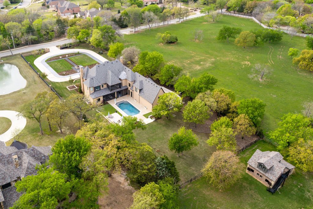 Southlake estate balancing country living and urban convenience offered at 4899999 million 47