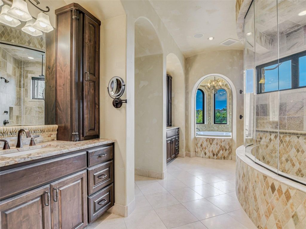 Spicewood waterfront luxury private estate with golf course views in barton creek lakeside offered at 3. 175 million 23