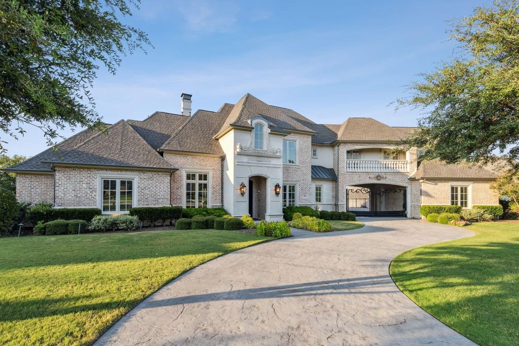 Steve roberts masterpiece timeless luxury home listed at 3. 325 million in allen 37