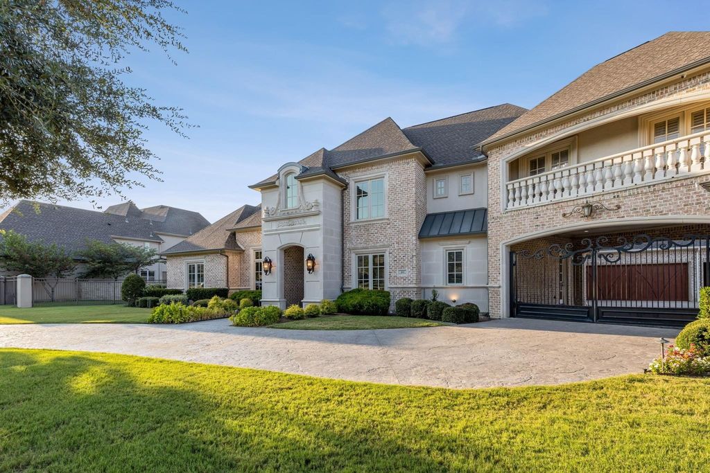 Steve roberts masterpiece timeless luxury home listed at 3. 325 million in allen 38
